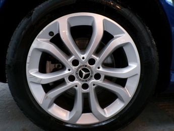 MERCEDES-BENZ C-CLASS 2.1 C 220 D 4MATIC SPORT PREMIUM 4DR Automatic