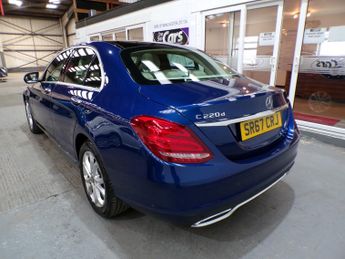 MERCEDES-BENZ C-CLASS 2.1 C 220 D 4MATIC SPORT PREMIUM 4DR Automatic