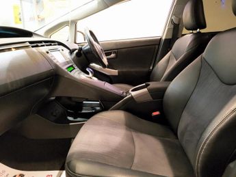 TOYOTA PRIUS 1.8 T SPIRIT VVT-I  5DR CVT