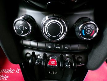 MINI CONVERTIBLE 1.5 COOPER 2DR Automatic