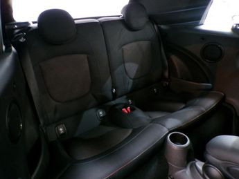 MINI CONVERTIBLE 1.5 COOPER 2DR Automatic