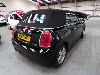 MINI CONVERTIBLE 1.5 COOPER 2DR Automatic