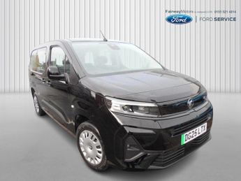 VAUXHALL COMBO LIFE DESIGN XL 5DR AUTOMATIC