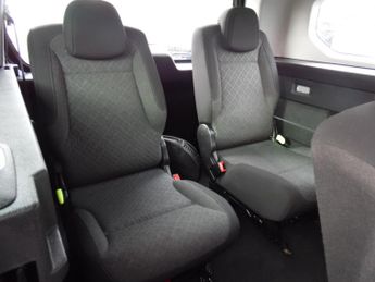 VAUXHALL COMBO LIFE DESIGN XL 5DR AUTOMATIC