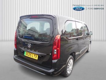 VAUXHALL COMBO LIFE DESIGN XL 5DR AUTOMATIC