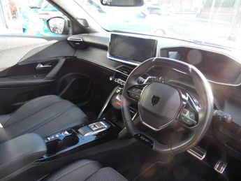 PEUGEOT 2008 1.2 PURETECH EAT8 S/S GT 5DR AUTOMATIC