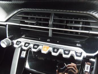 PEUGEOT 2008 1.2 PURETECH EAT8 S/S GT 5DR AUTOMATIC