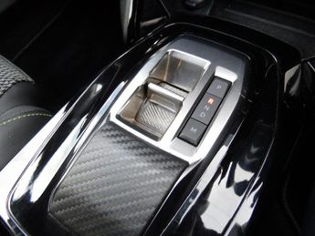 PEUGEOT 2008 1.2 PURETECH EAT8 S/S GT 5DR AUTOMATIC