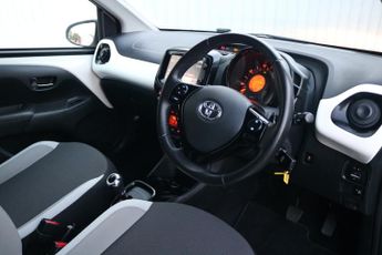 TOYOTA AYGO HATCHBACK 1.0 VVT-I X-PRESS X-SHIFT 5DR Semi Automatic
