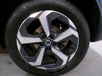 NISSAN QASHQAI 1.3 DIG-T PREMIERE EDITION DCT MHEV 5DR CVT