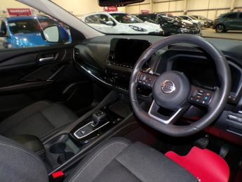 NISSAN QASHQAI 1.3 DIG-T PREMIERE EDITION DCT MHEV 5DR CVT