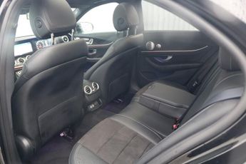 MERCEDES-BENZ E-CLASS DIESEL SALOON 2.0 E 300 D AMG LINE EDITION PREMIUM PLUS 4DR Automatic