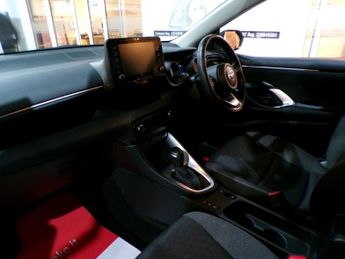 TOYOTA YARIS 1.5 DESIGN FHEV 5DR CVT