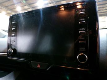 TOYOTA YARIS 1.5 DESIGN FHEV 5DR CVT