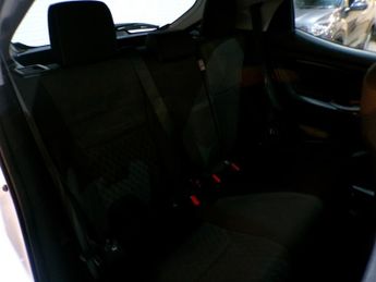 TOYOTA YARIS 1.5 DESIGN FHEV 5DR CVT