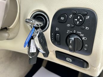 MERCEDES-BENZ CLK 1.8 CLK200 KOMPRESSOR ELEGANCE 2DR Automatic