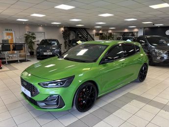 Ford Focus 2.3 ST 5DR Manual