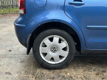 VOLKSWAGEN POLO 1.4 S 5DR Manual