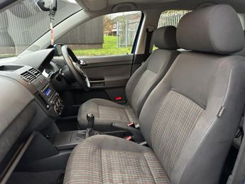 VOLKSWAGEN POLO 1.4 S 5DR Manual