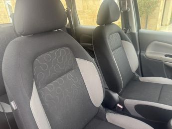 CITROEN C3 PICASSO 1.6 BLACKCHERRY HDI 5DR Manual