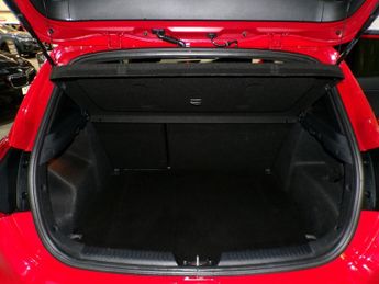 KIA CEED 1.6 CRDI GT-LINE ISG 5DR Semi Automatic