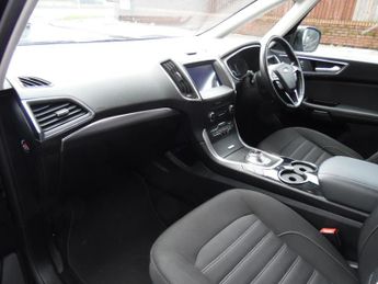 FORD GALAXY 2.0 TITANIUM ECOBLUE 5DR AUTOMATIC