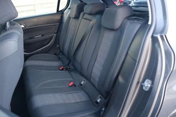 PEUGEOT 308 HATCHBACK 1.2 S/S ALLURE 5DR Automatic