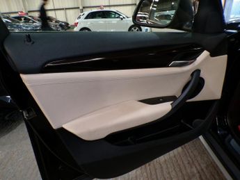 BMW X1 2.0 XDRIVE18D XLINE 5DR Automatic