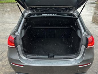 MERCEDES-BENZ A-CLASS 1.3 A 180 SPORT EXECUTIVE 5DR Automatic