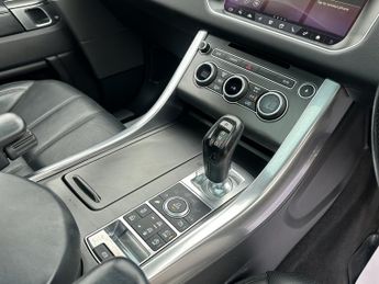 LAND ROVER RANGE ROVER SPORT 3.0 SDV6 HSE DYNAMIC 5DR Automatic