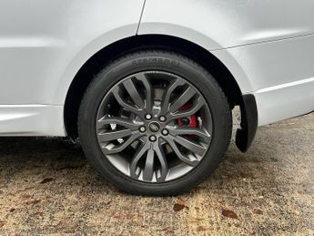 LAND ROVER RANGE ROVER SPORT 3.0 SDV6 HSE DYNAMIC 5DR Automatic