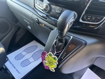 FORD TRANSIT CUSTOM 2.0 300 LIMITED DCIV ECOBLUE Automatic