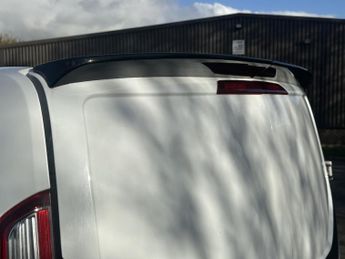 FORD TRANSIT CUSTOM 2.0 300 LIMITED DCIV ECOBLUE Automatic