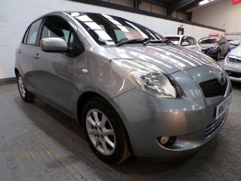 TOYOTA YARIS 1.3 SR 5DR Manual