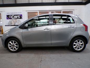 TOYOTA YARIS 1.3 SR 5DR Manual