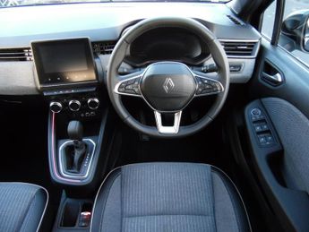 RENAULT CLIO 1.6 TECHNO E-TECH 5DR AUTOMATIC