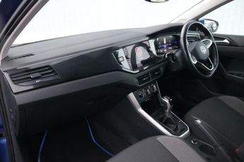 VOLKSWAGEN POLO 1.0 LIFE TSI DSG 5DR Semi Automatic