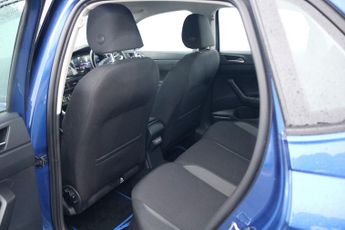 VOLKSWAGEN POLO 1.0 LIFE TSI DSG 5DR Semi Automatic