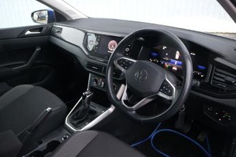 VOLKSWAGEN POLO 1.0 LIFE TSI DSG 5DR Semi Automatic