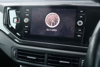 VOLKSWAGEN POLO 1.0 LIFE TSI DSG 5DR Semi Automatic
