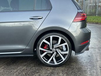 VOLKSWAGEN GOLF 2.0 GTI PERFORMANCE TSI DSG 5DR SEMI AUTOMATIC