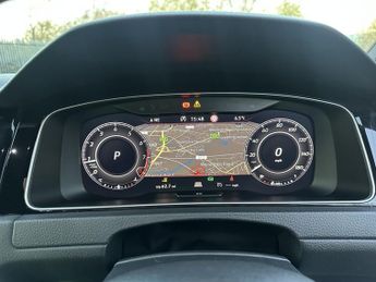 VOLKSWAGEN GOLF 2.0 GTI PERFORMANCE TSI DSG 5DR SEMI AUTOMATIC