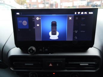 VAUXHALL COMBO LIFE DESIGN XL 5DR AUTOMATIC