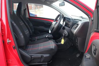 PEUGEOT 108 HATCHBACK 1.0 ACTIVE 5DR Semi Automatic