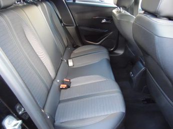 PEUGEOT 208 1.2 PURETECH ALLURE PREMIUM S/S 5DR AUTOMATIC