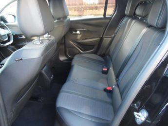 PEUGEOT 208 1.2 PURETECH ALLURE PREMIUM S/S 5DR AUTOMATIC