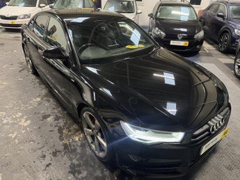 Audi A6 2.0 TDI ULTRA BLACK EDITION 4DR Semi Automatic