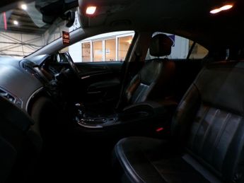 VAUXHALL INSIGNIA 2.0 ELITE NAV CDTI 5DR Automatic