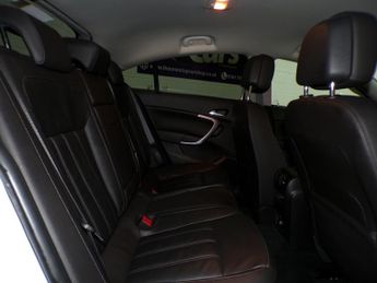 VAUXHALL INSIGNIA 2.0 ELITE NAV CDTI 5DR Automatic