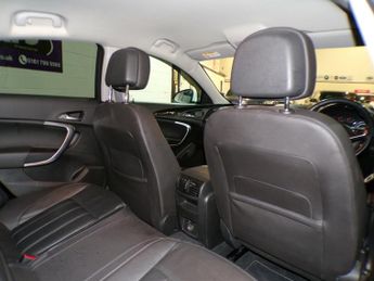 VAUXHALL INSIGNIA 2.0 ELITE NAV CDTI 5DR Automatic